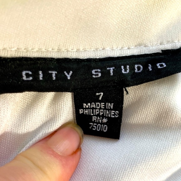 CITY STUDIO BRAT GIRL SUMMER FLORAL HIGH LOW CHIFFON MAXI SKIRT Size 7 E… - Picture 2 of 12